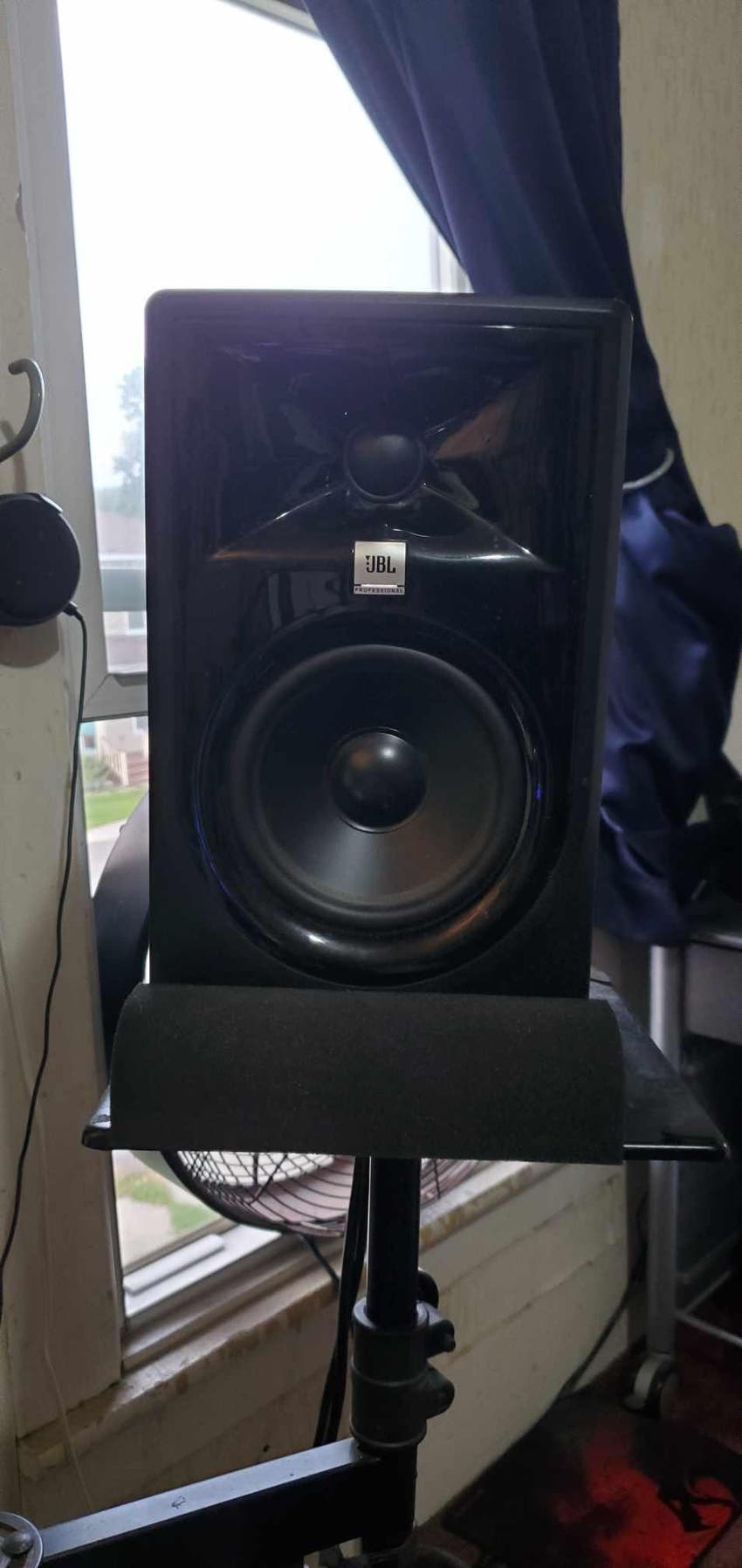 Used JBL 305P MkII 5inch Powered Studio Gear Exchange