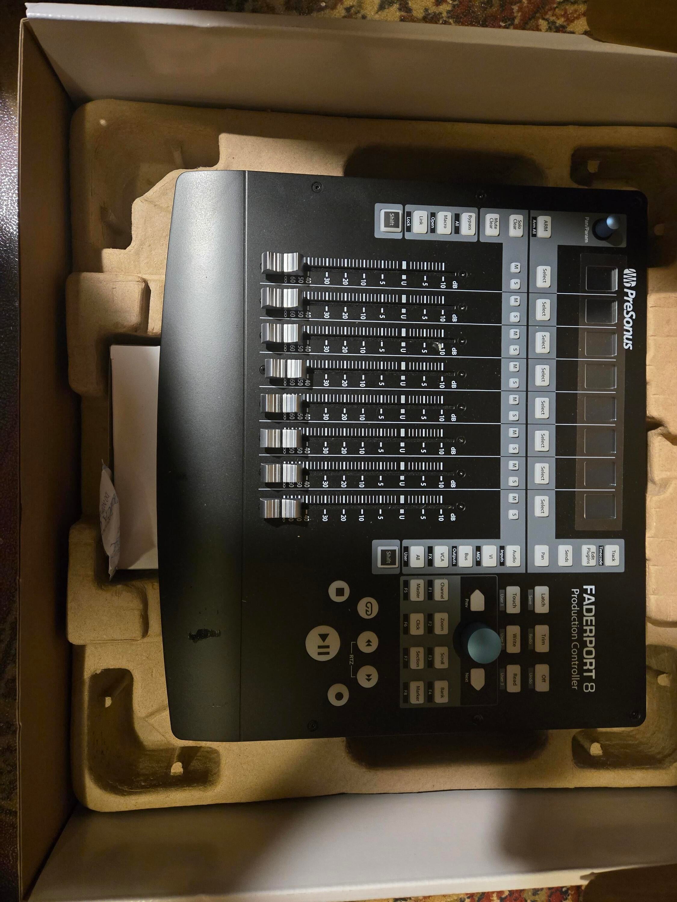 週末限定値下げ】Presonus FaderPort 週末限定値下げ】Presonus FaderPort