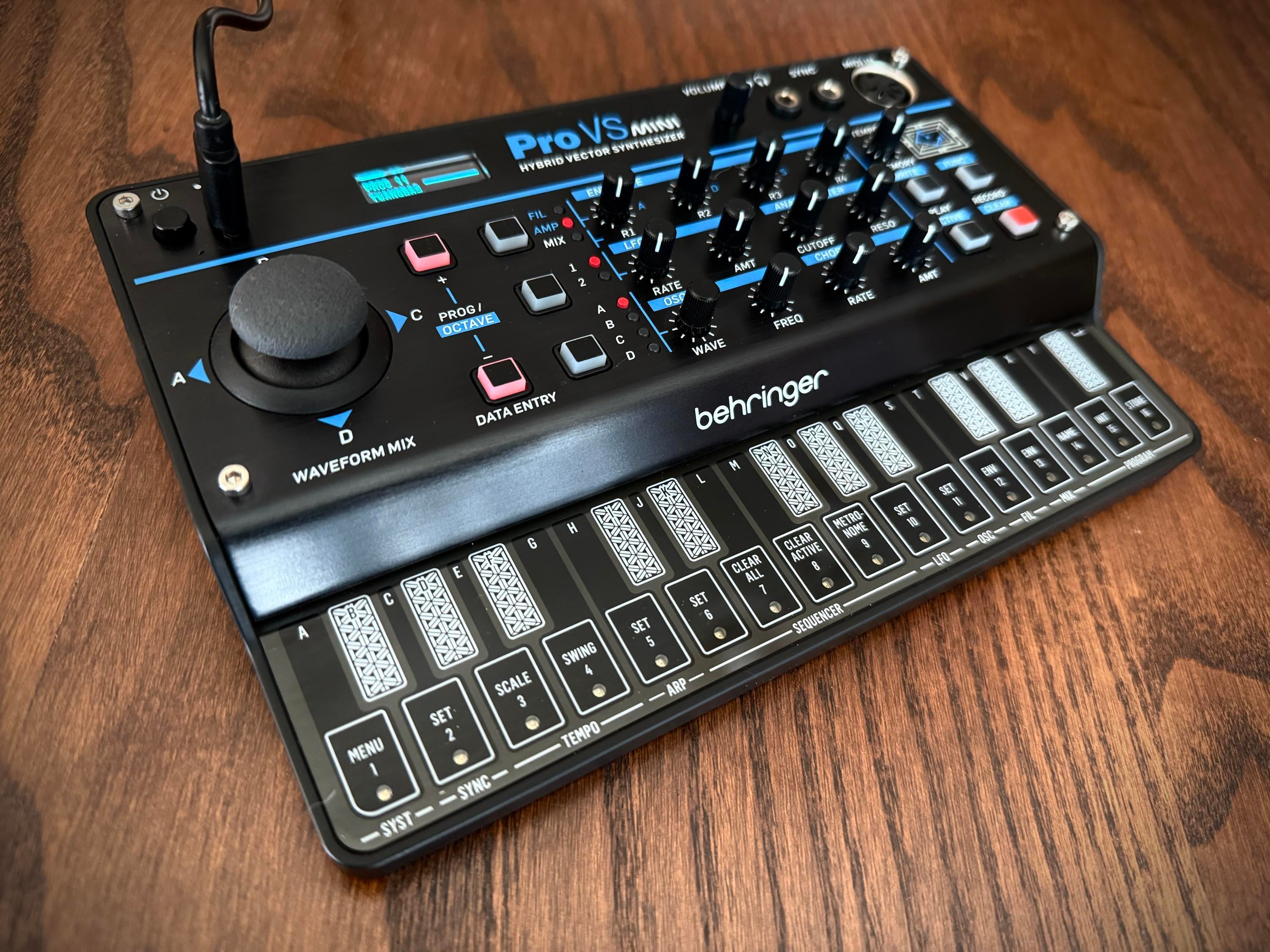 Used Arturia MiniFreak 37-key - Sweetwater's Gear Exchange Used Arturia MiniFreak 37-key - Sweetwater's Gear Exchange