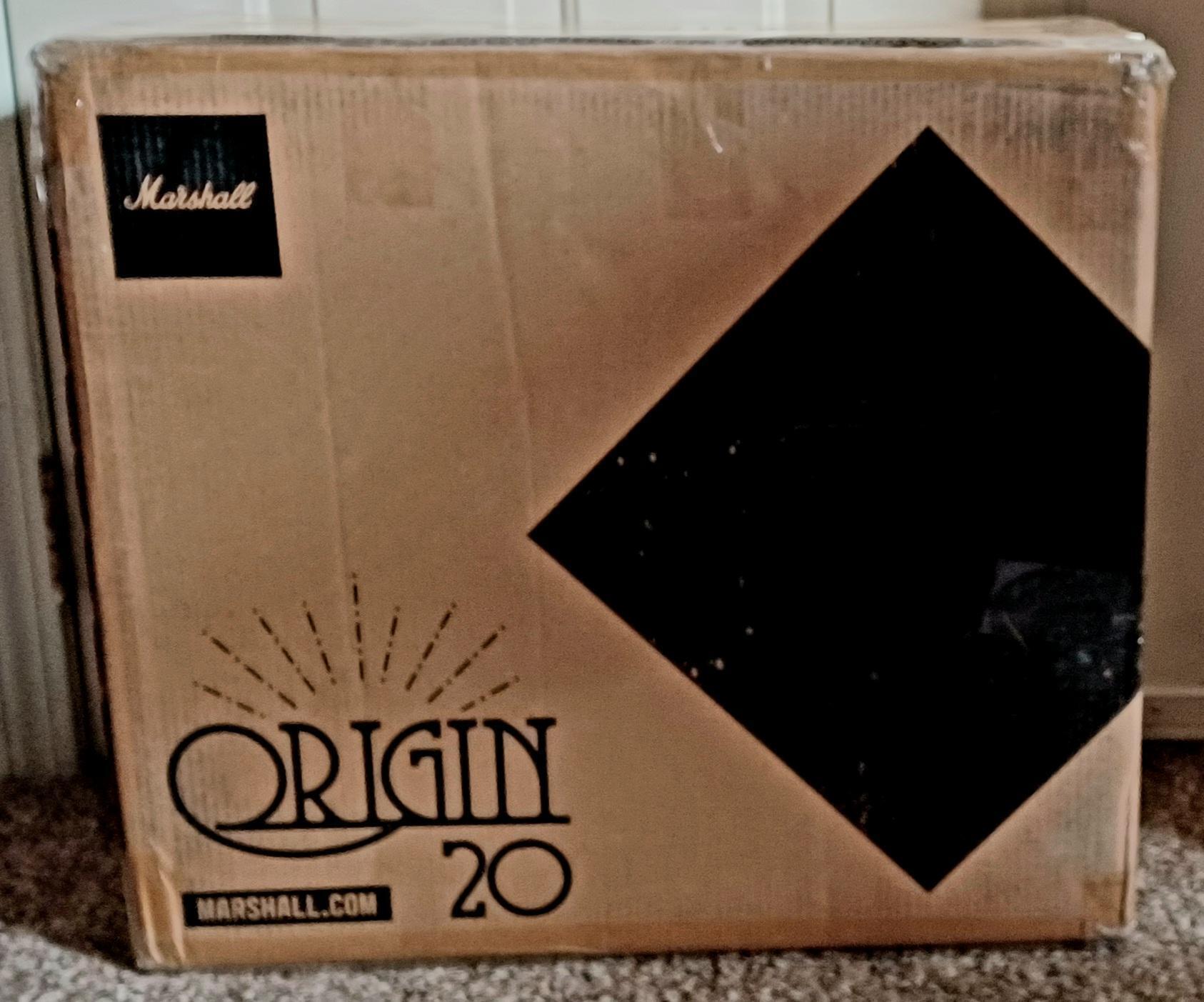 Used Marshall ORI20C Origin 1 x 10-inch 20-watt Tube Combo Amp - Cream