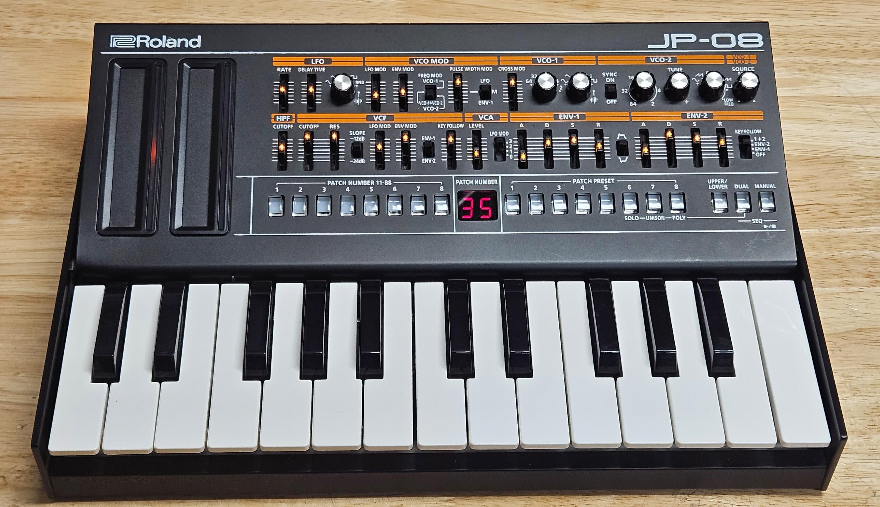 Roland Used Roland JP-08 Boutique Digital - Sweetwater's Gear Exchange