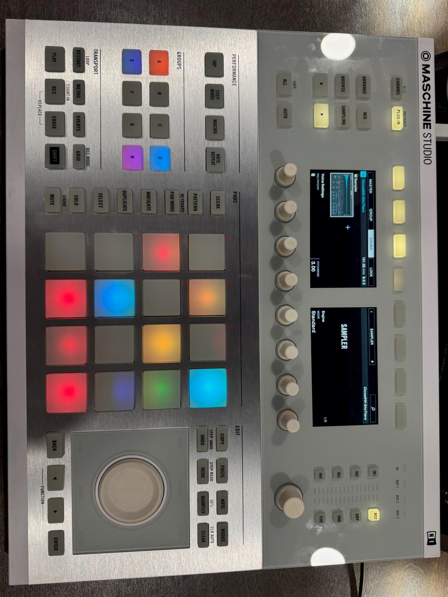 Native Instruments Maschine Studio - White - No Software
