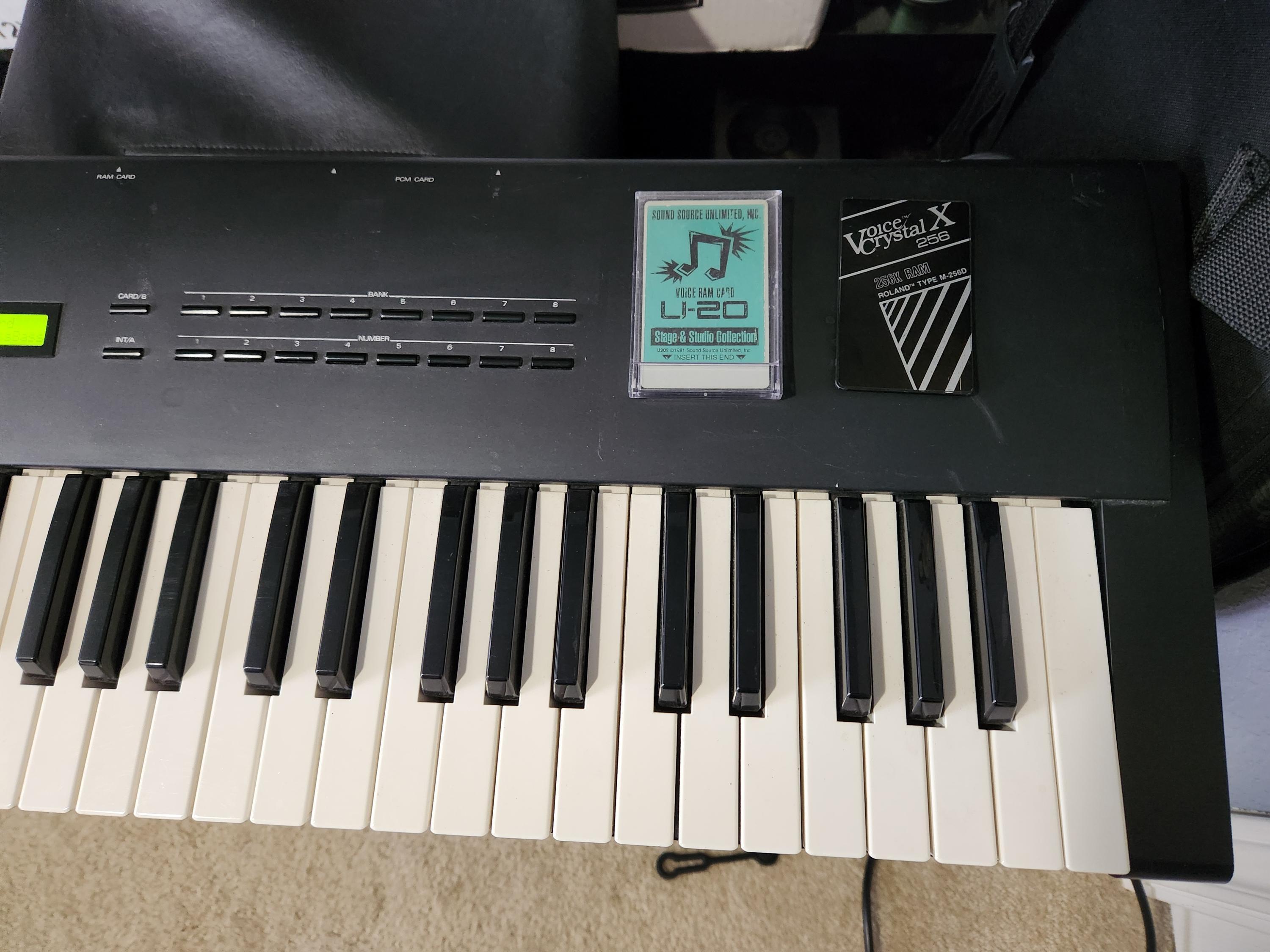 鍵盤楽器 Roland U-20 RS-PCM Keyboard ROLAND U-20 - RS-PCM Keyboard from 1988 (Scum Night) - YouTube