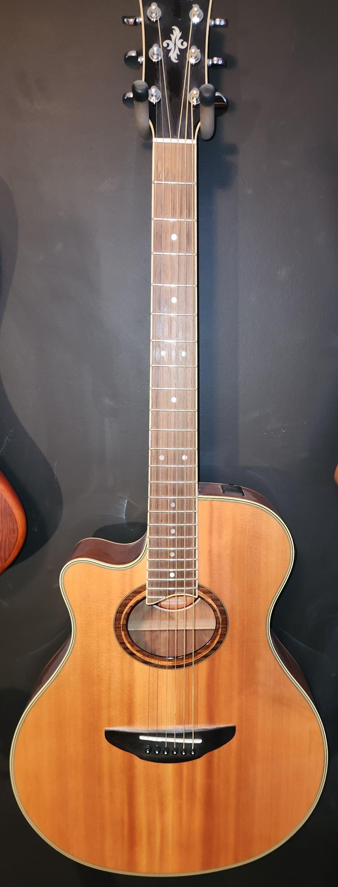 Used Yamaha Left hand lefty Yamaha - Sweetwater's Gear Exchange