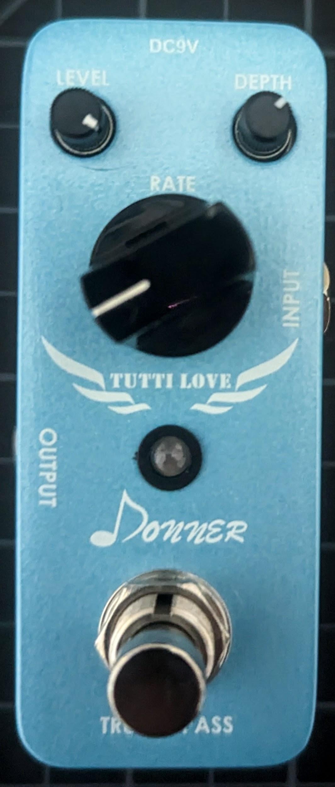 Used Donner Tutti Love Analog Chorus Pedal