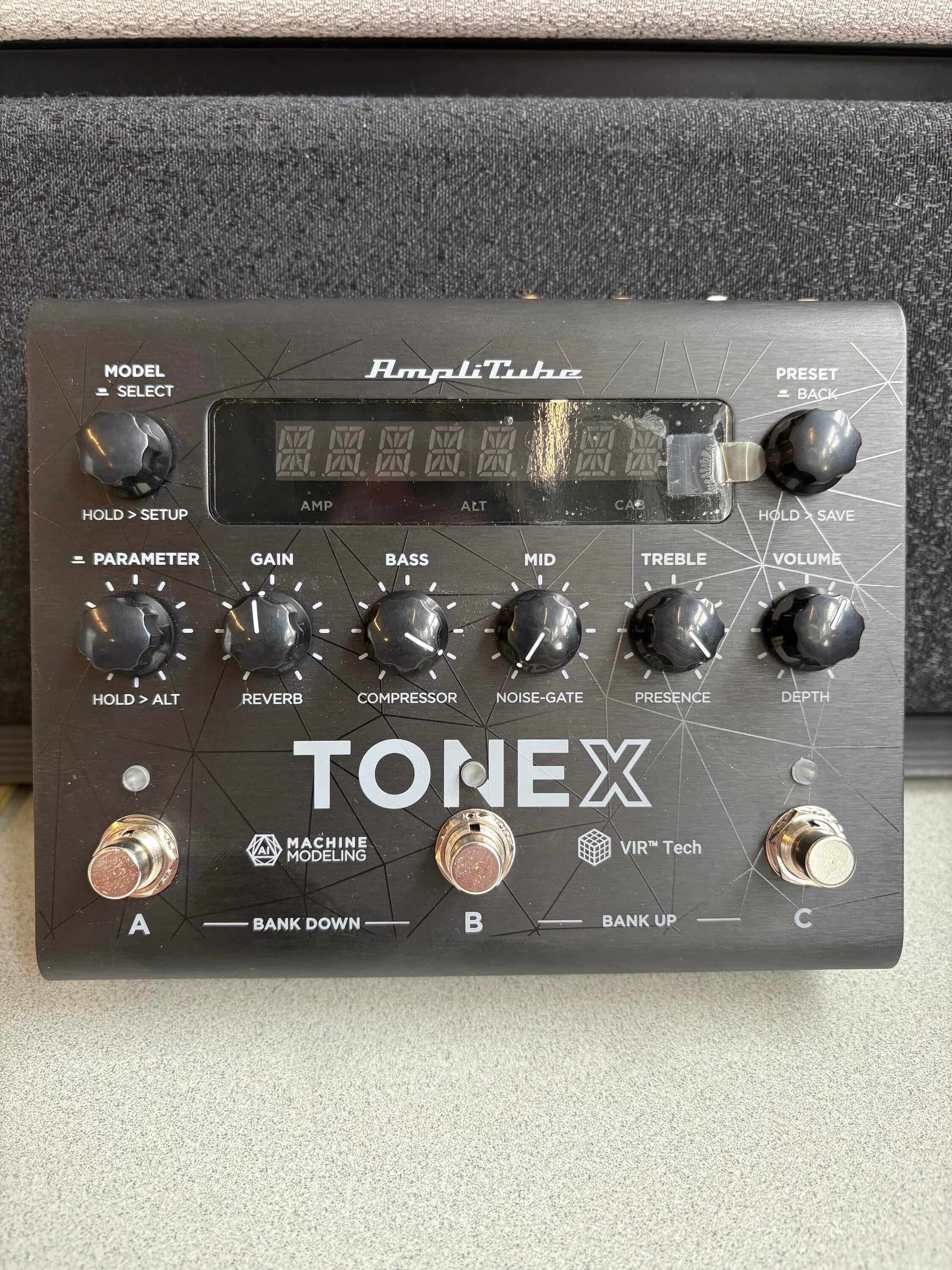 Used IK Multimedia TONEX Pedal - Sweetwater's Gear Exchange