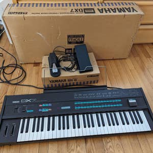 Yamaha DX7 Yamaha DX7