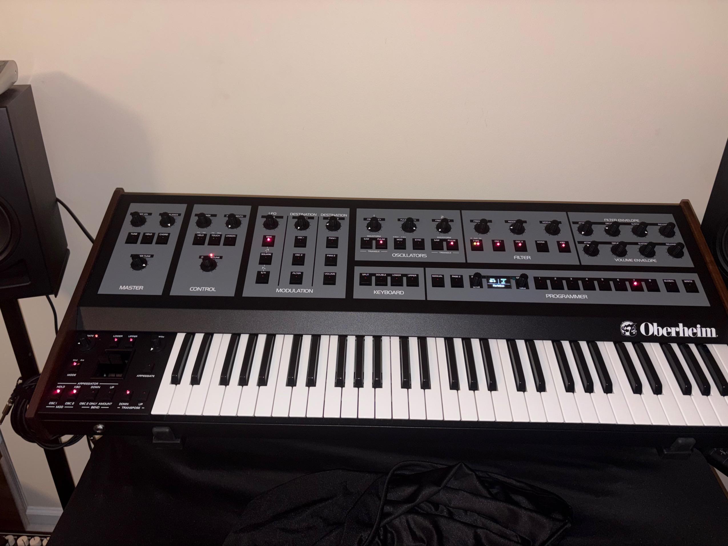 Used Oberheim OB-X8 8-voice - Sweetwater's Gear Exchange