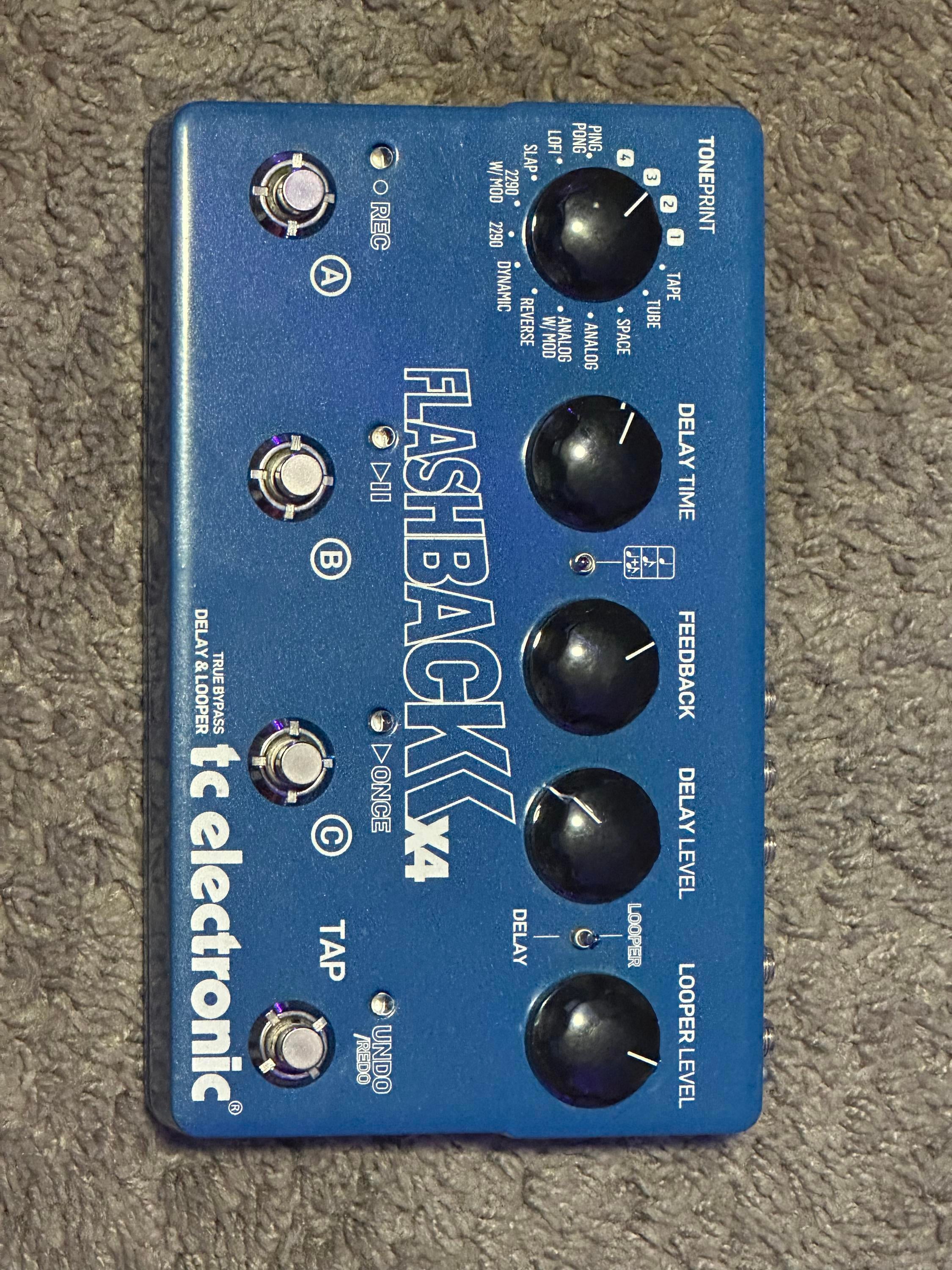 tc electronic FLASHBACK X4 ジャンク品