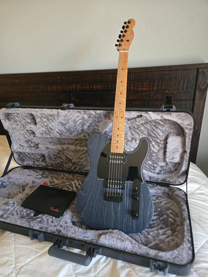 American Professional II Telecaster HH FSR - Sandblasted Charcoal finish. All original with hardshell case and accessories.