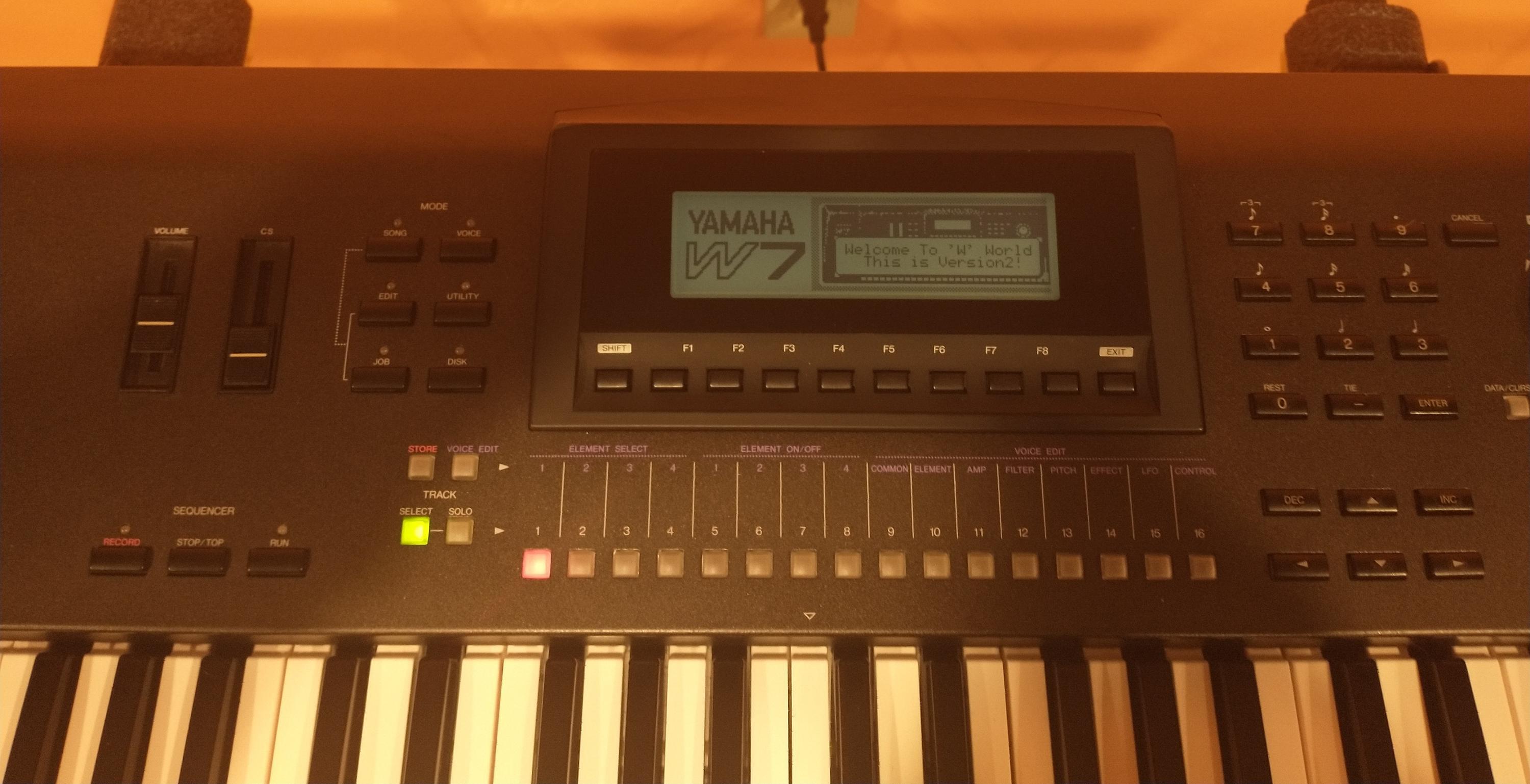 Yamaha w7 synthesizer cheap