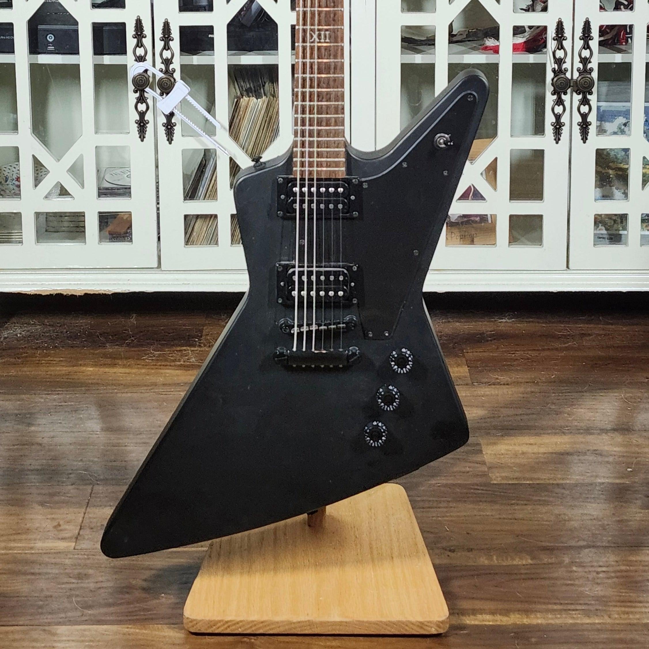 Used Epiphone Goth 58 Explorer - Sweetwater's Gear Exchange