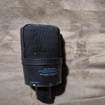 Audio-Technica AT4033A Medium-diaphragm Condenser Microphone