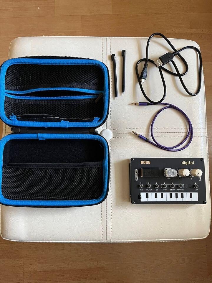 Used Nutekt NTS1 Synthesizer (and Accessory Kit) Sweetwater