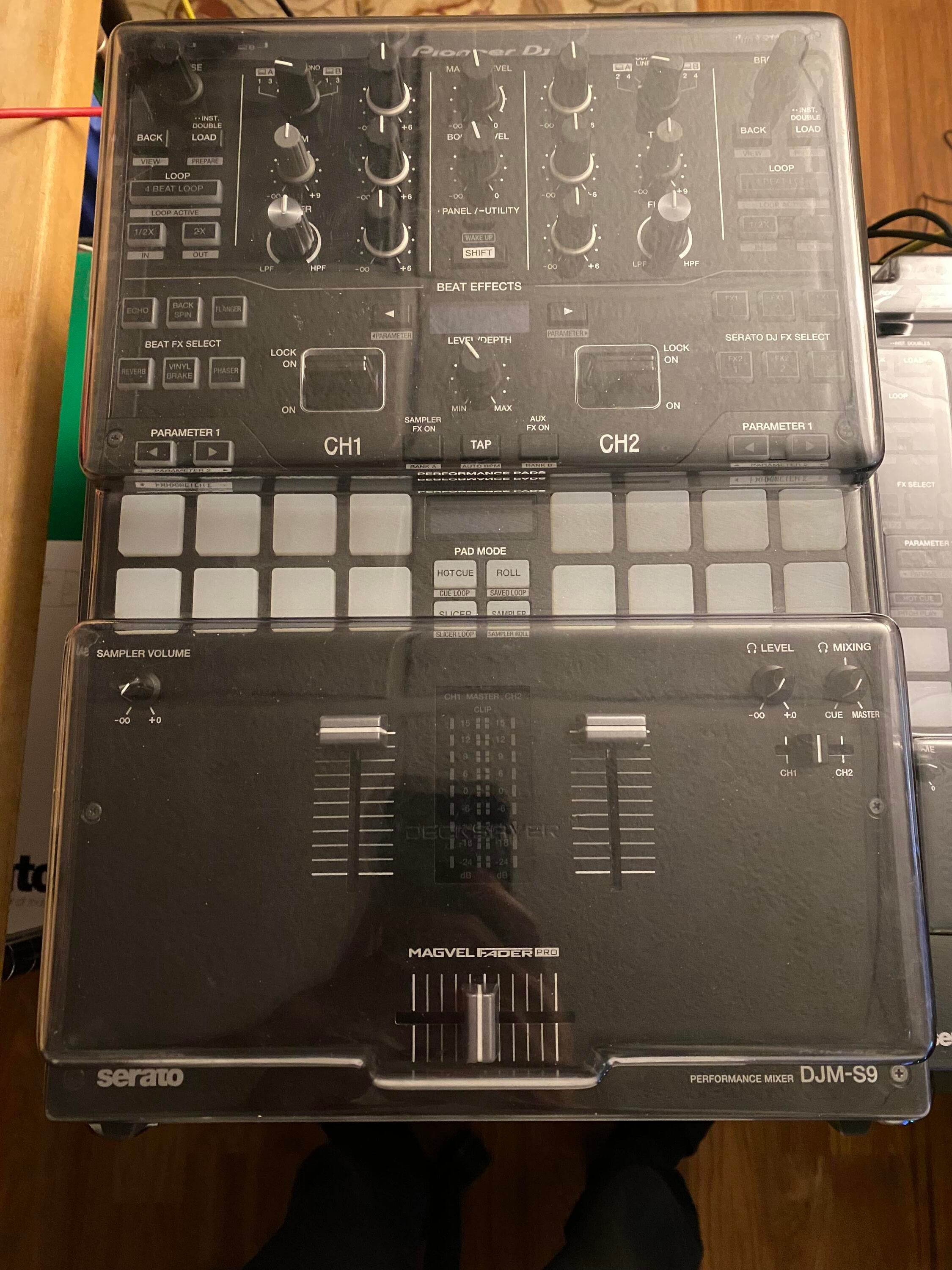 Used Pioneer DJ Pioneer DJM-S9 mixer w/ Decksaver lid