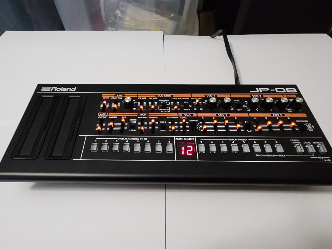 Used Roland Boutique JP-08 Desktop Synthesiz