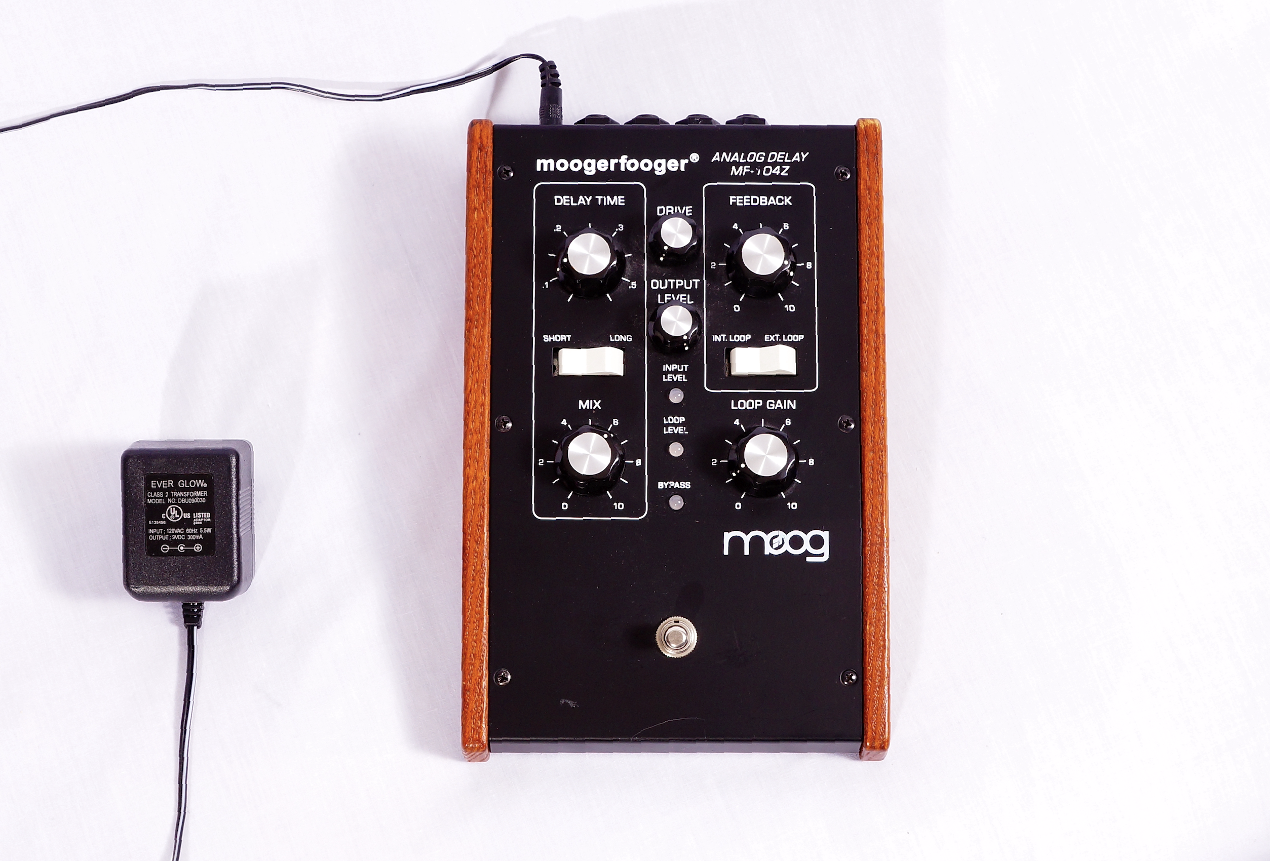 Used Moog Moogerfooger MF-104Z - Sweetwater's Gear Exchange