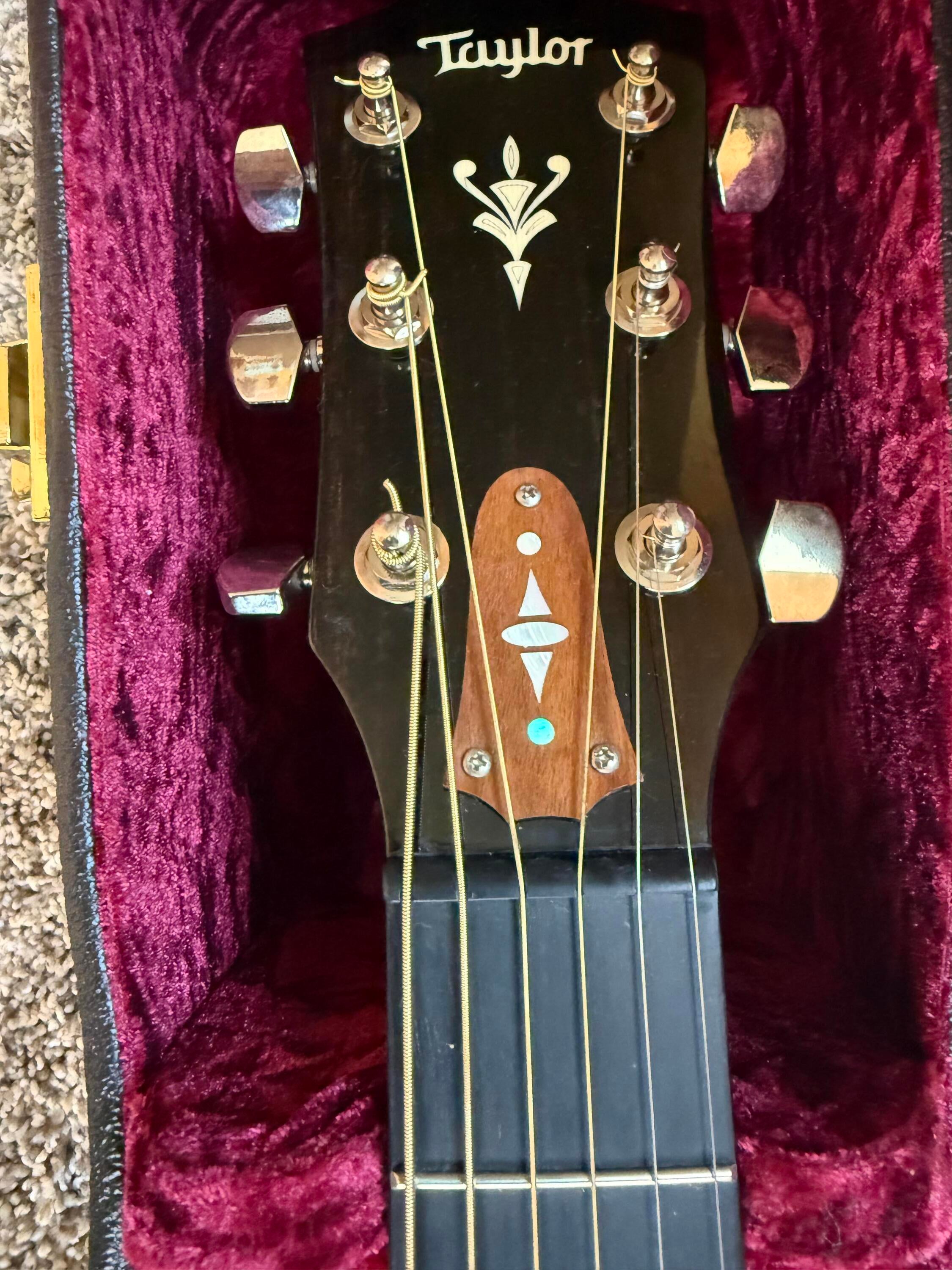 Taylor 522ce V-Class[美品・クリーニング済] ue61fgvohnkaq30wswqw.jpg