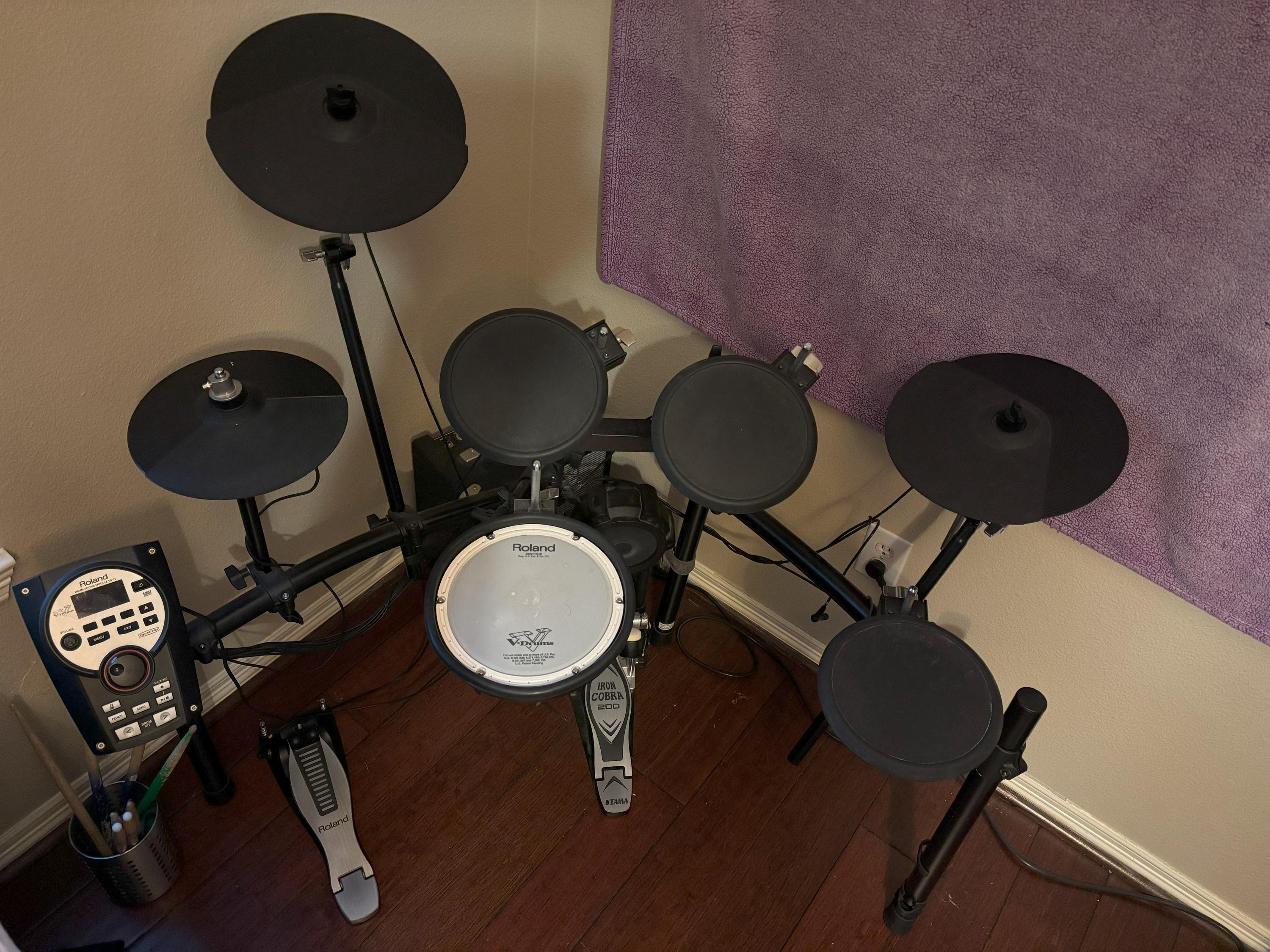 Used Roland TD-11K Electric Drumset - Sweetwater's Gear Exchange