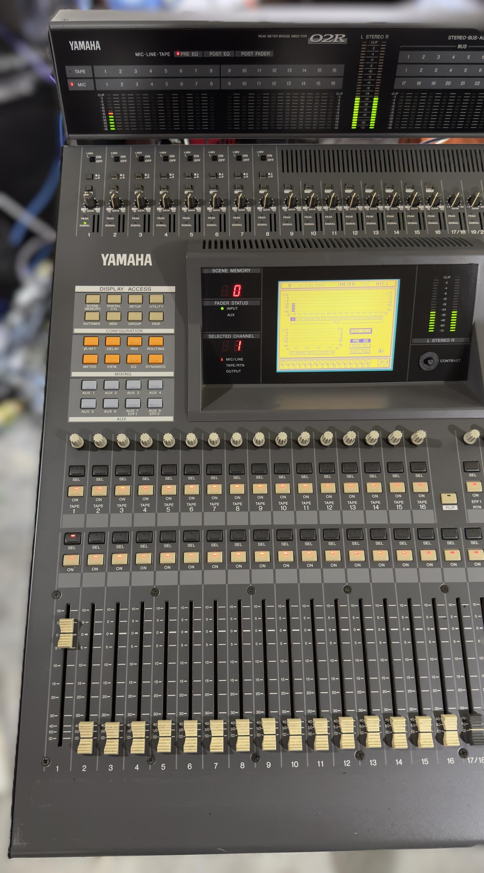 Used Yamaha 02R V2 digital mixing - Sweetwater's Gear Exchange