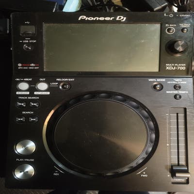 Pioneer DJ XDJ-700 & DJM-450 Bundle