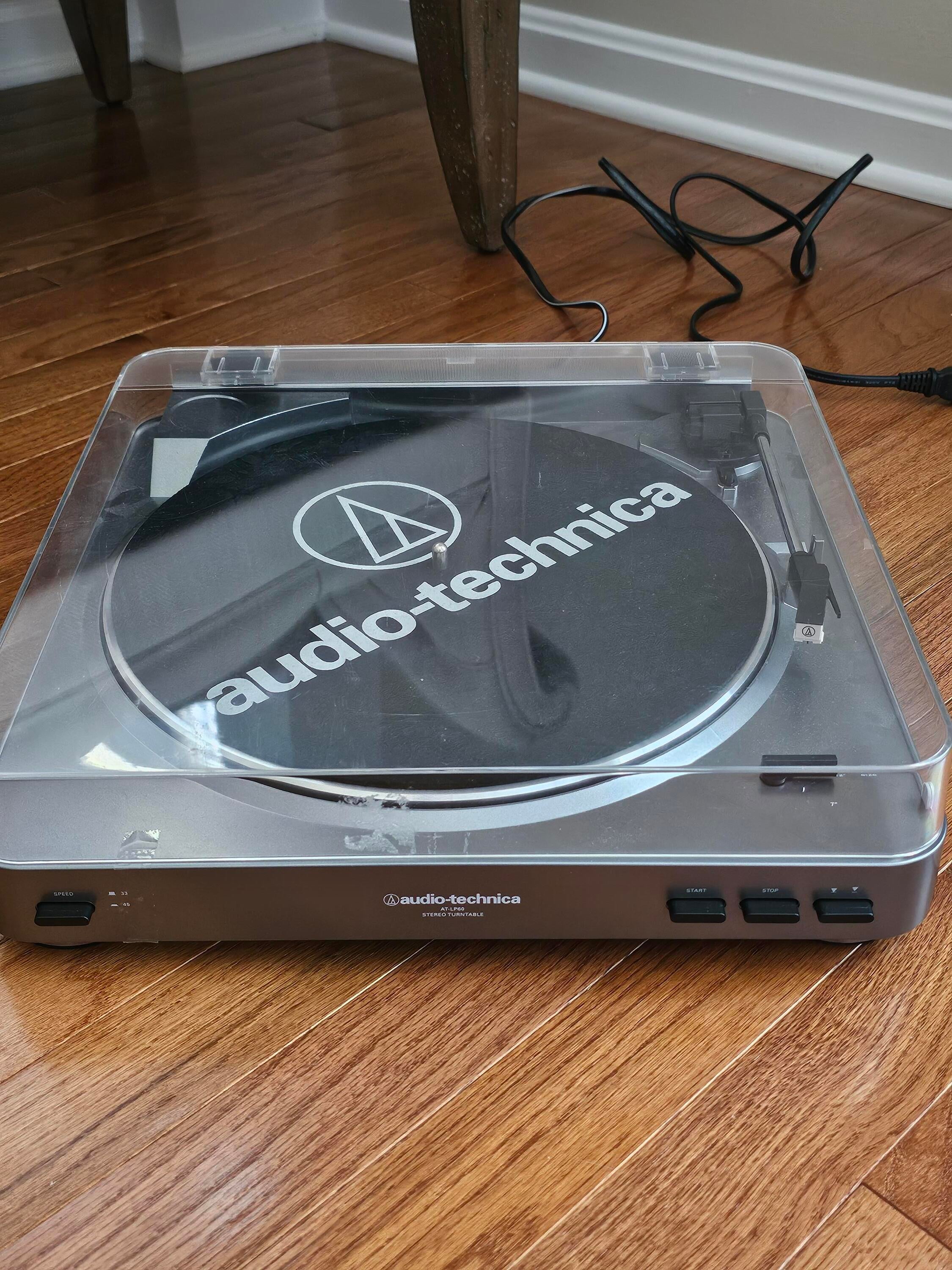 Used Audio-Technica Audio Technica AT-LP60 Turntable
