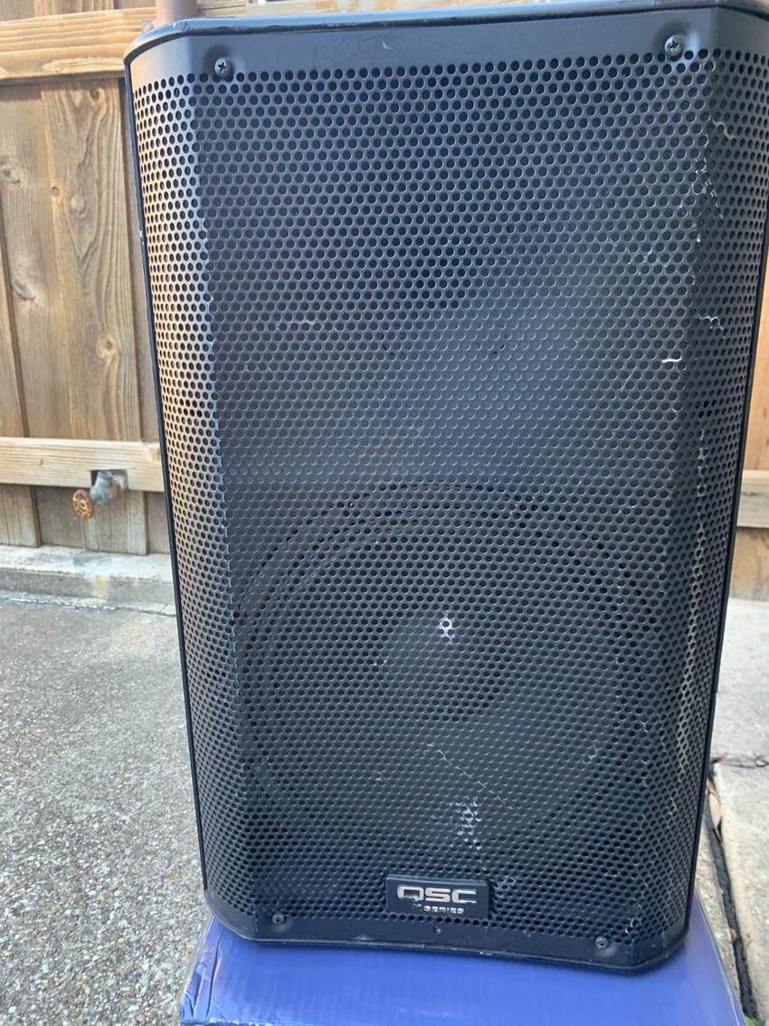 Used QSC K10 1000W 10 inch Powered Speaker Sweetwater's Gear Exchange