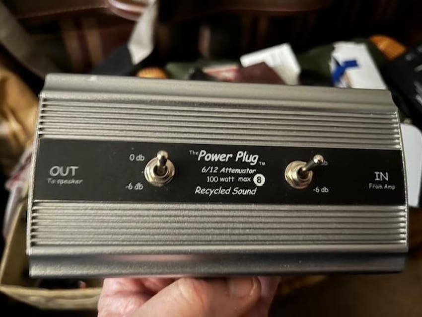 Used CUSTOM MADE POWER ATTENUATOR FOR COMBO Sweetwater's Gear Exchange