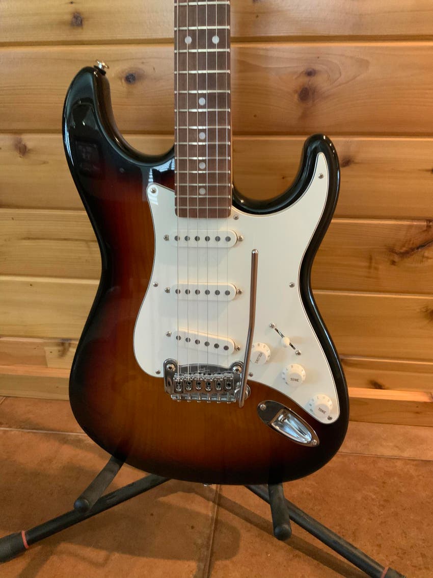 Used G&L Fullerton Deluxe Legacy Gear Exchange