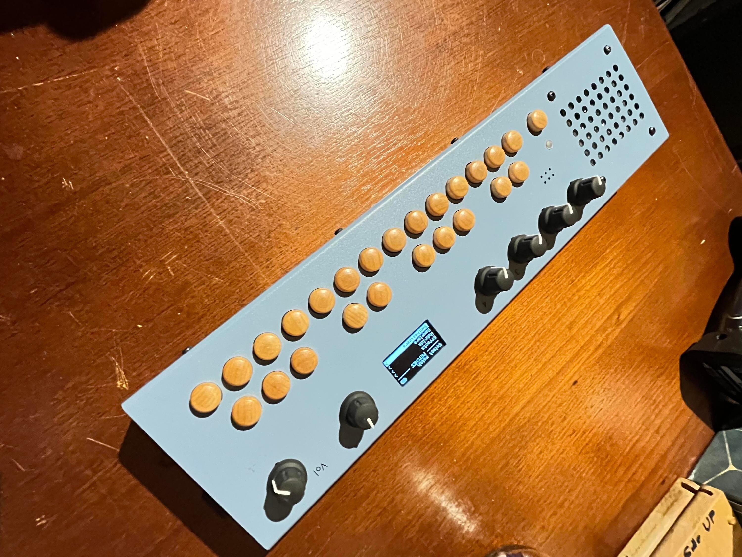 Used Critter and guitari organelle M - Sweetwater's Gear Exchange