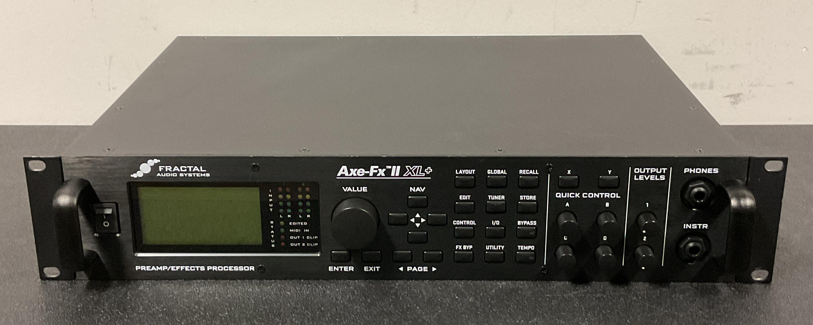 Used Fractal Audio Axe-Fx II XL+ - Sweetwater's Gear Exchange