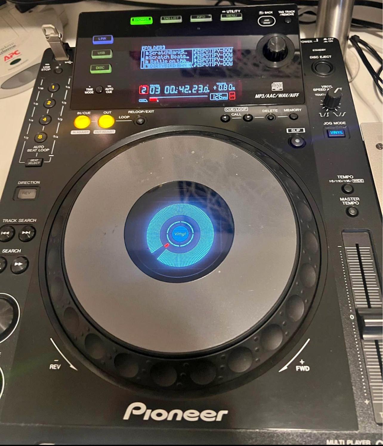 Used Pioneer DJ CDJ-900 - Sweetwater's Gear Exchange