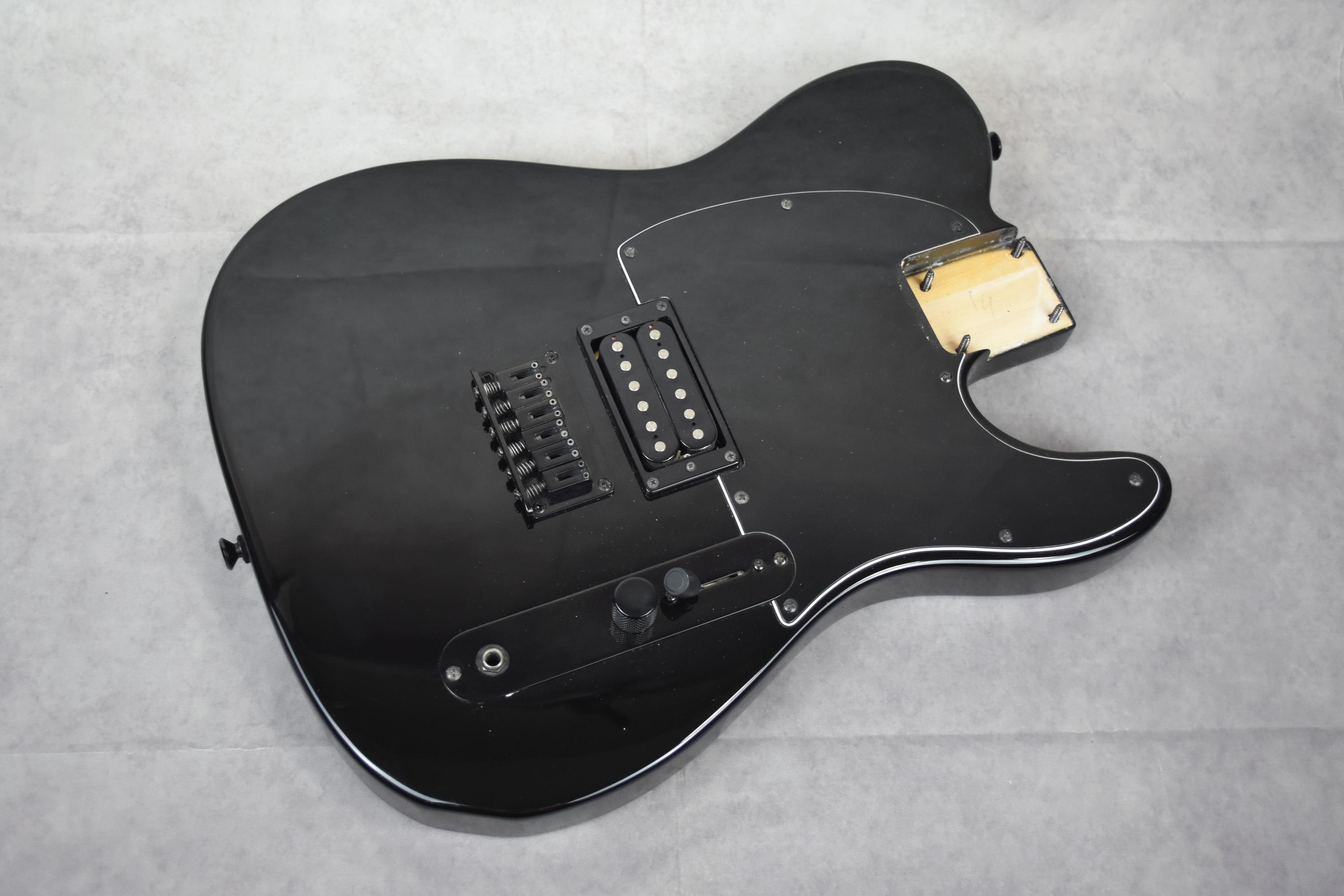 Used Squier Avril Lavigne Telecaster Skull - Sweetwater's Gear