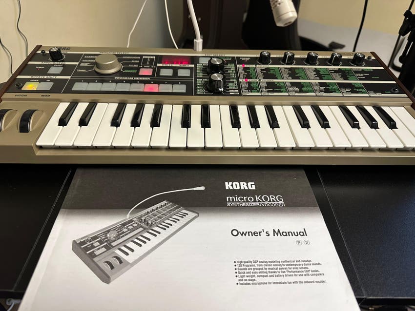 Used Synthesizer with Vocoder Sweetwater Gear Exchange