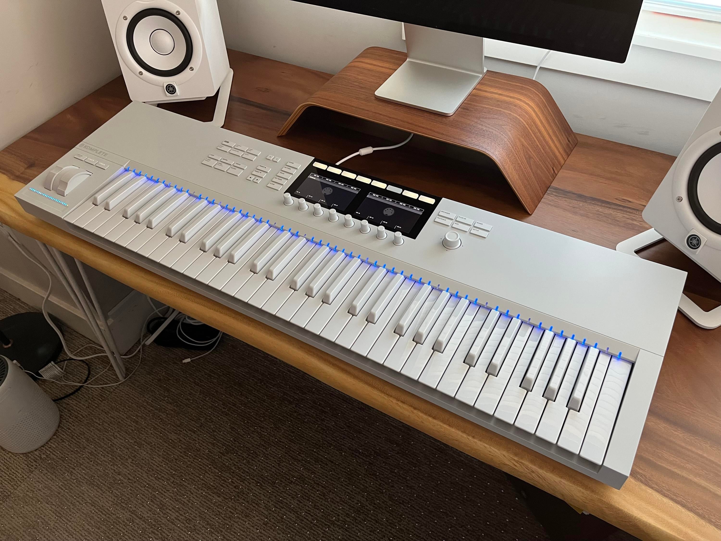 Used Native Instruments Komplete - Sweetwater's Gear Exchange