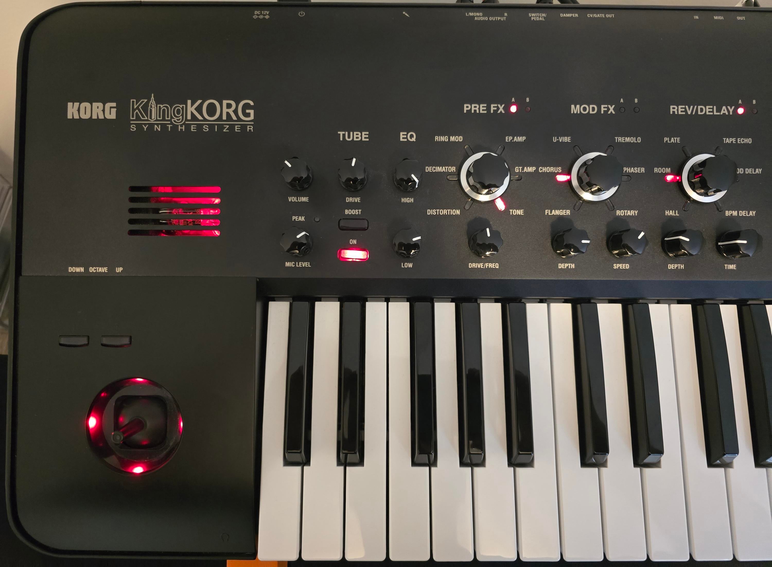 Used Korg KingKORG 61-key Analog - Sweetwater's Gear Exchange