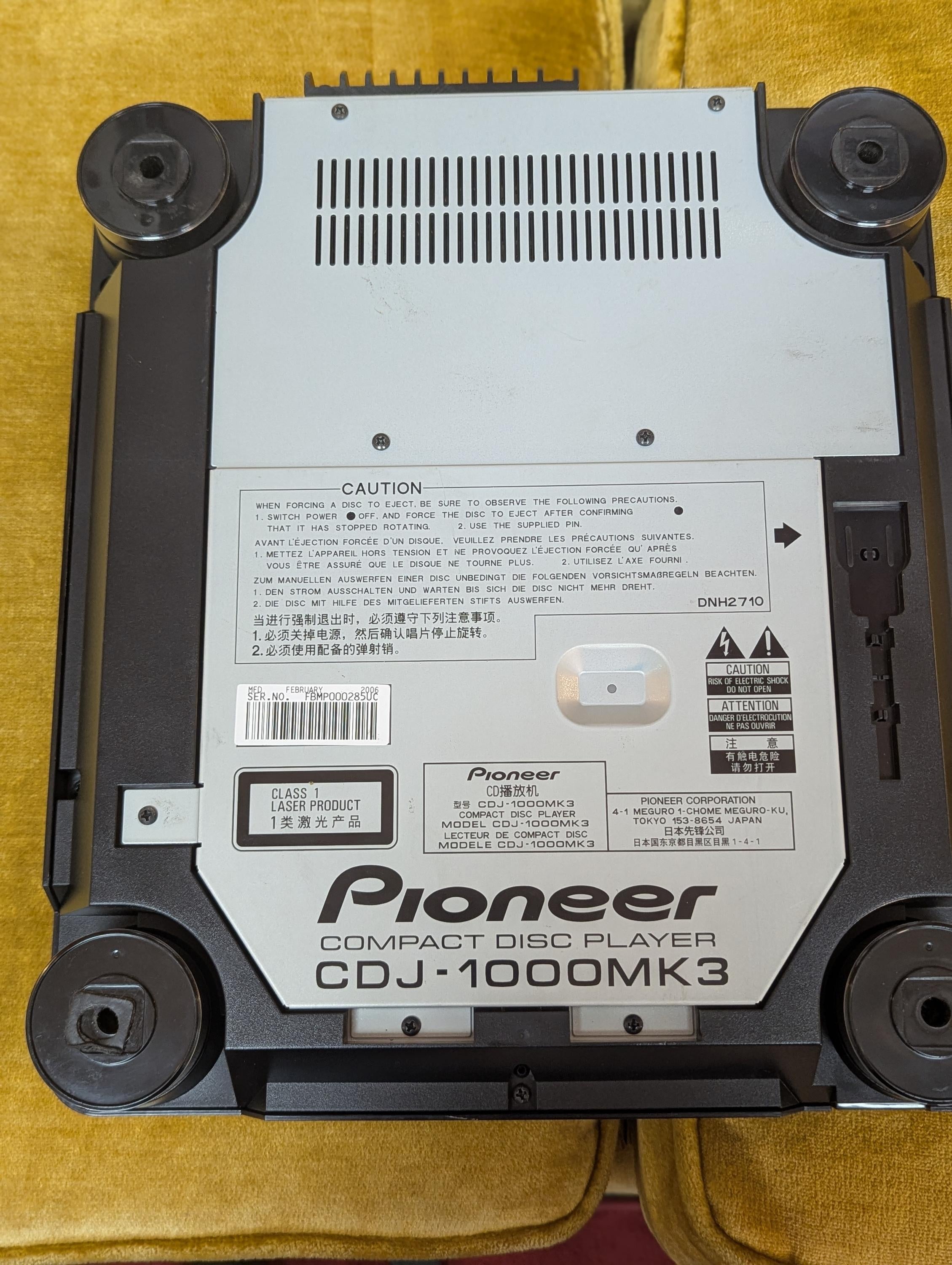 ‼️値下げ中‼️PioneerCDJ-1000MK3 DJ機器2台コントロールCD付 値下げ中‼️PioneerCDJ-1000MK3 DJ機器2台コントロールCD付 DJ機材