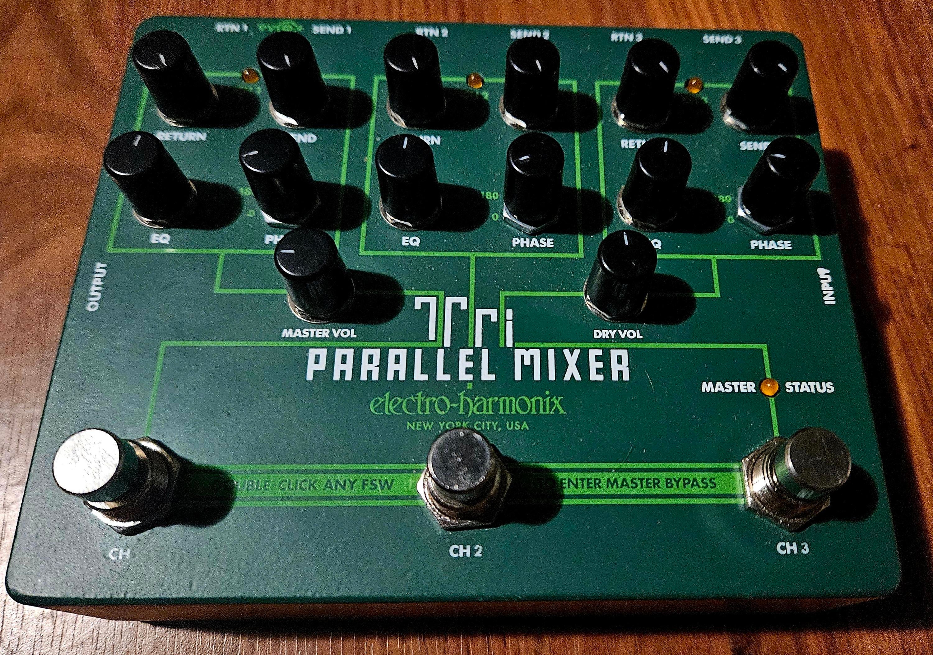 Used Electro-Harmonix Tri Parallel Mixer