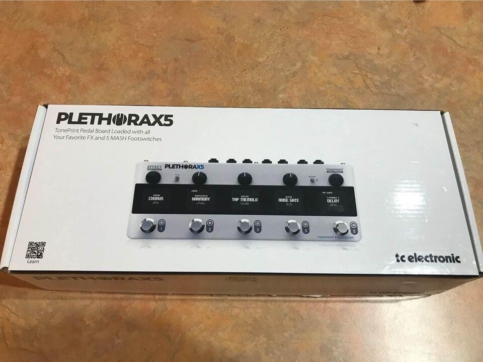 TC Electronic USED (Like New) Plethora X5 TonePrint MultiFX Pedalboard Sweetwater Gear Exchange