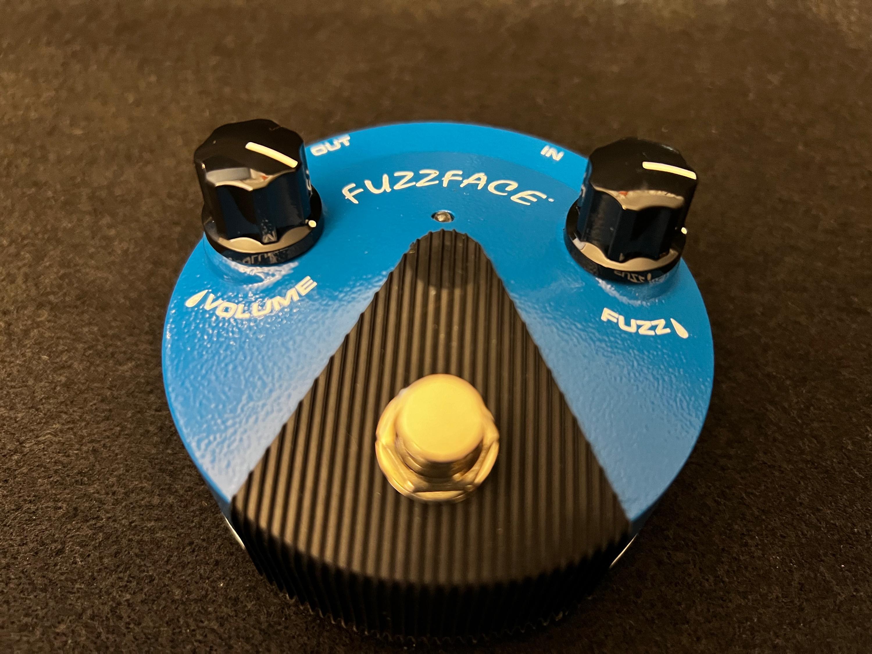 Used Dunlop FFM1 Silicon Fuzz Face Mini - Sweetwater's Gear Exchange