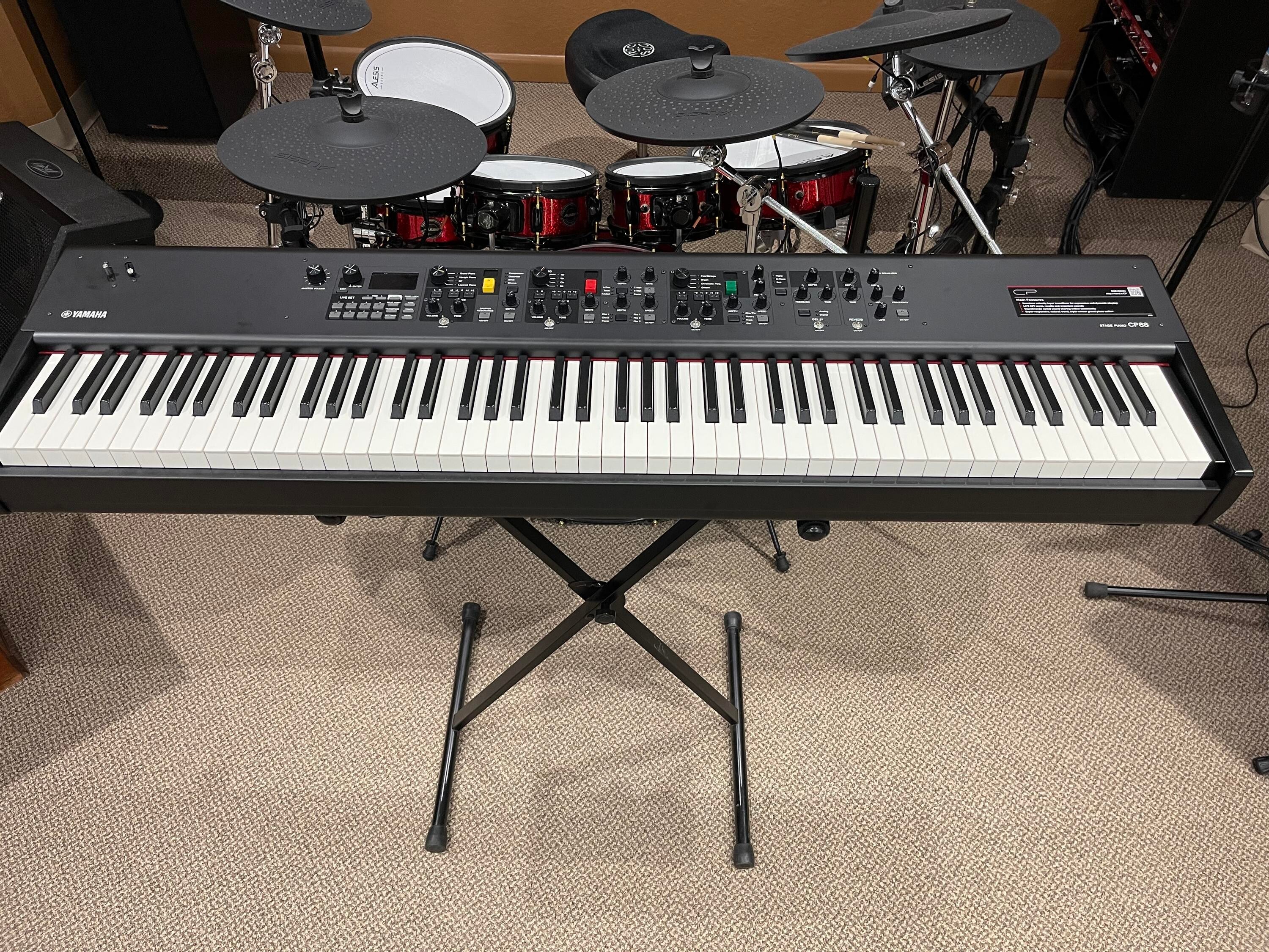 88 weighted keyboard used