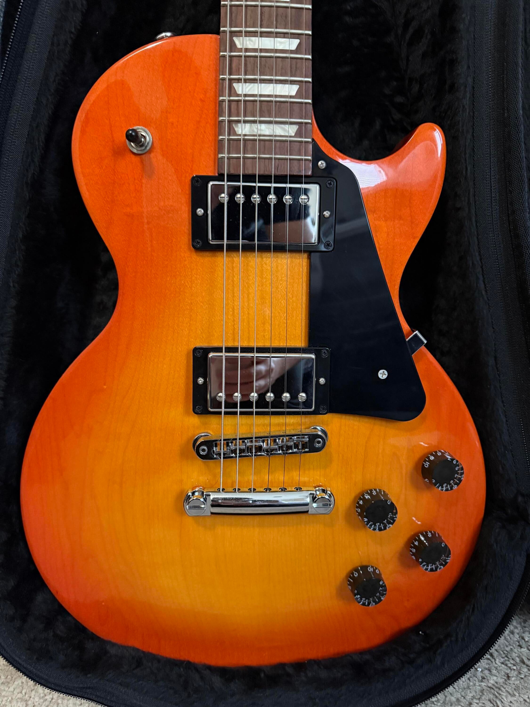 Used Gibson Les paul studio - Sweetwater's Gear Exchange Used Gibson Les paul studio - Sweetwater's Gear Exchange