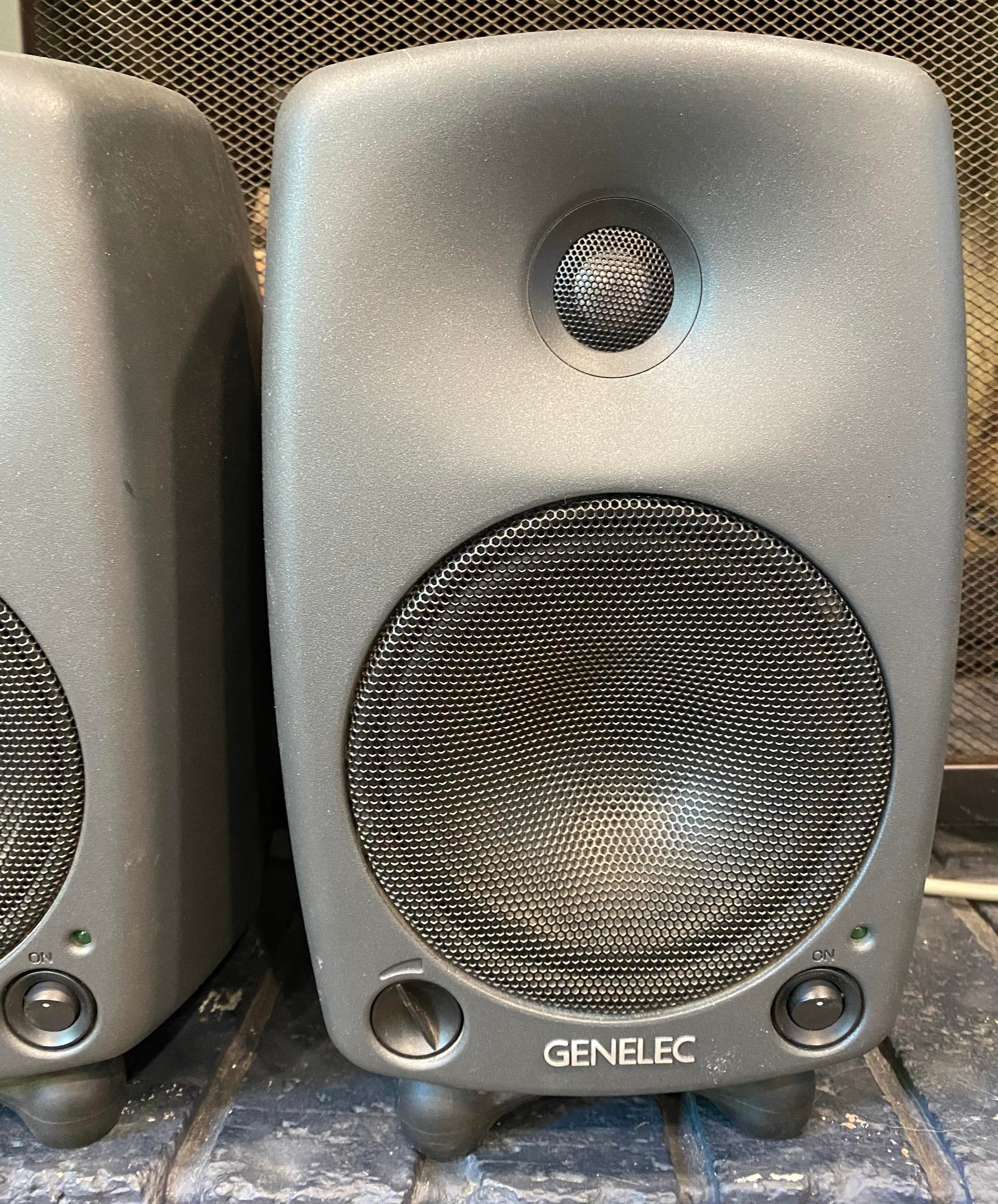 Used Genelec Pair of Genelec 8030a Studio - Sweetwater's Gear Exchange