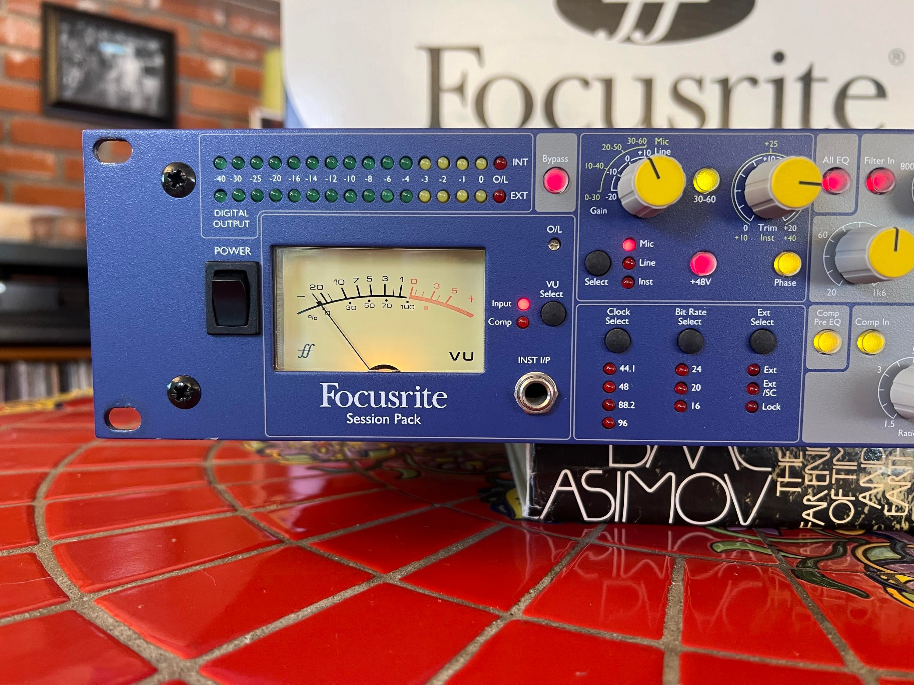 Used Focusrite ISA220 Channel Strip - Sweetwater's Gear Exchange