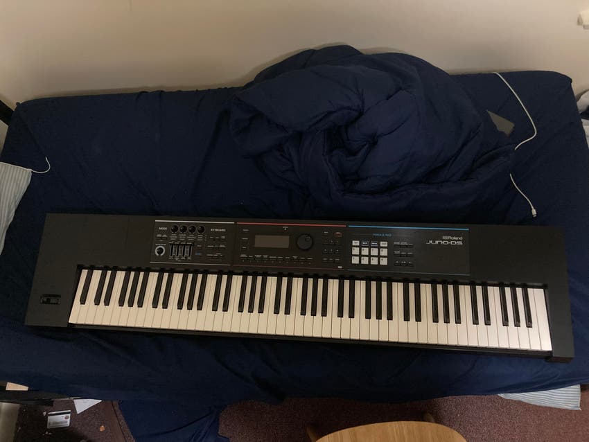 Used Roland JUNO-DS88 88-key Synthesizer - Sweetwater's Gear Exchange