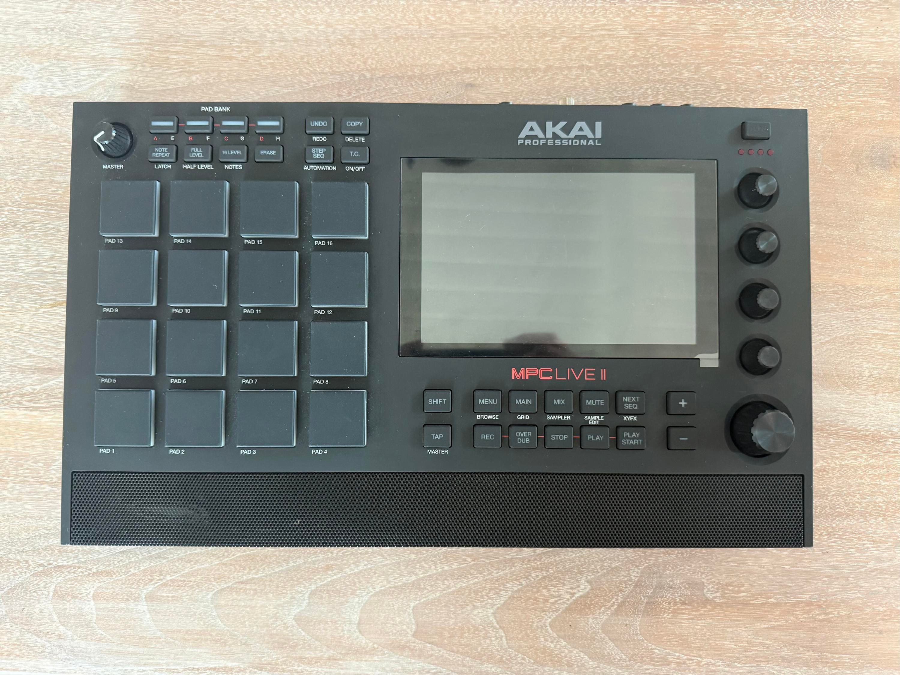 Used Akai Professional MPC Live II - Sweetwater's Gear Exchange