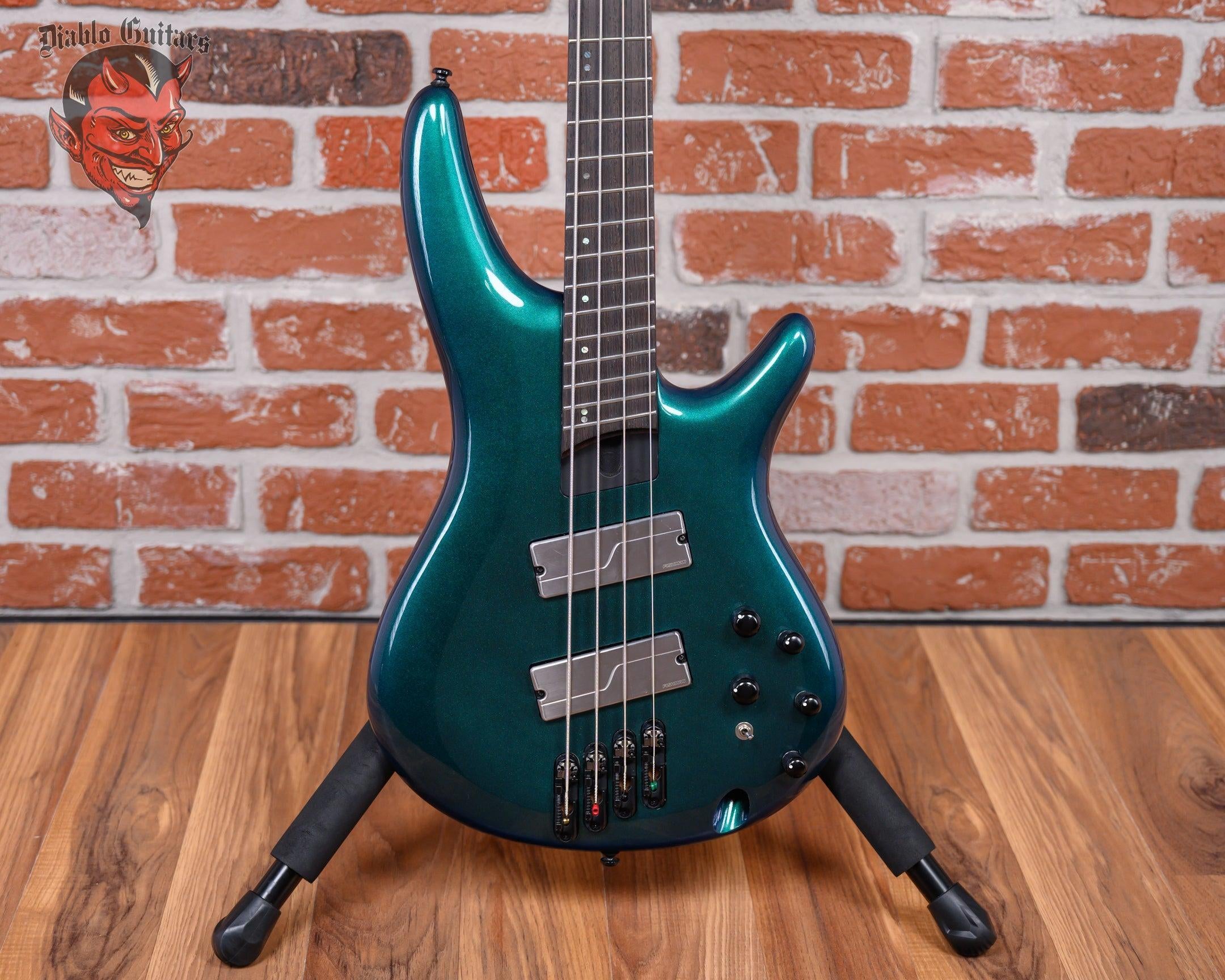 Used Ibanez SRMS720-BCM Bass - Sweetwater's Gear Exchange
