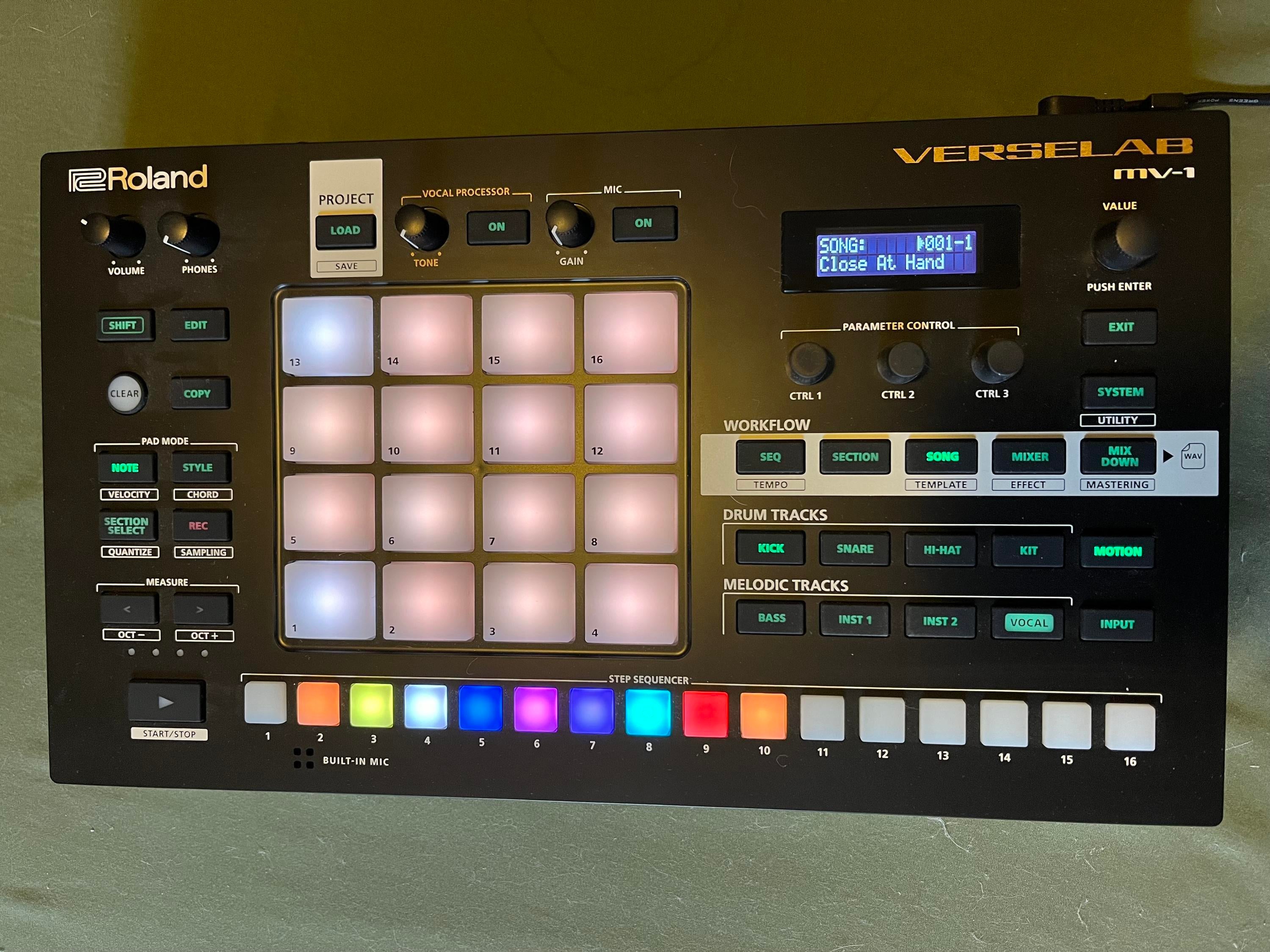 Roland Used MV-1 Verselab Music Workstation - Sweetwater's Gear