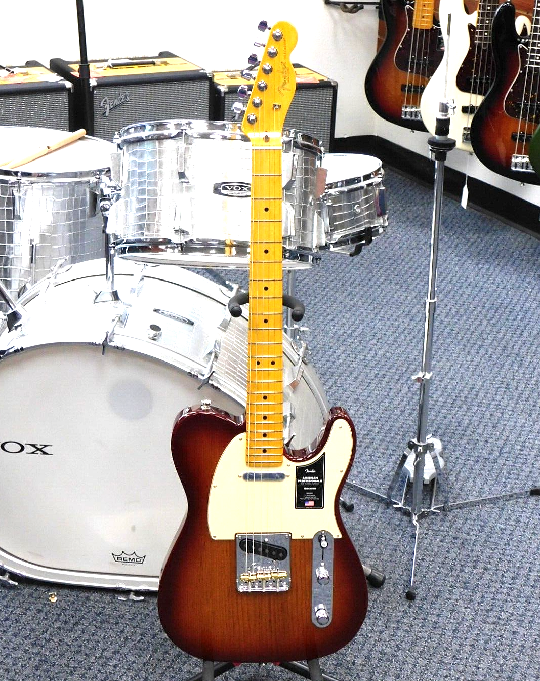 Used Fender 2024 Fender American Professional II Telecaster! Maple F/board!  Sienna Sunburst! VERY NICE!!!