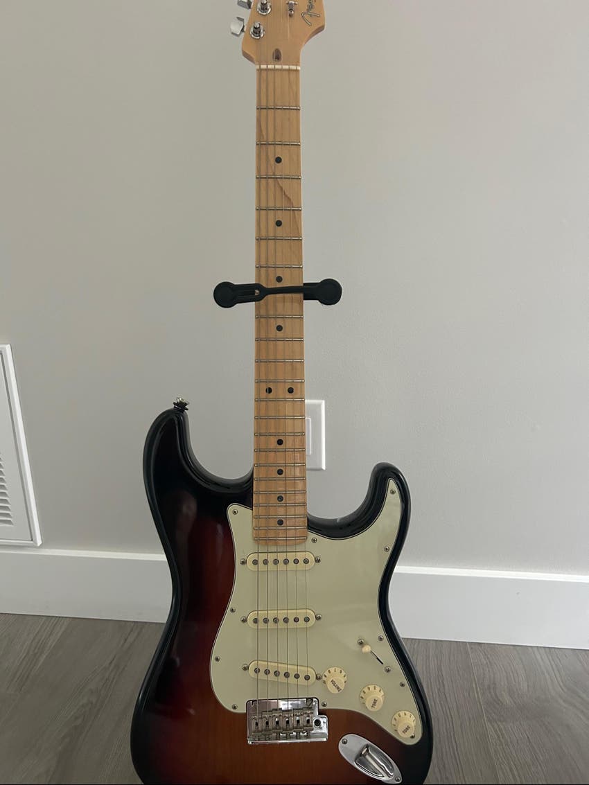 American Professional Stratocaster with Maple Fretboard